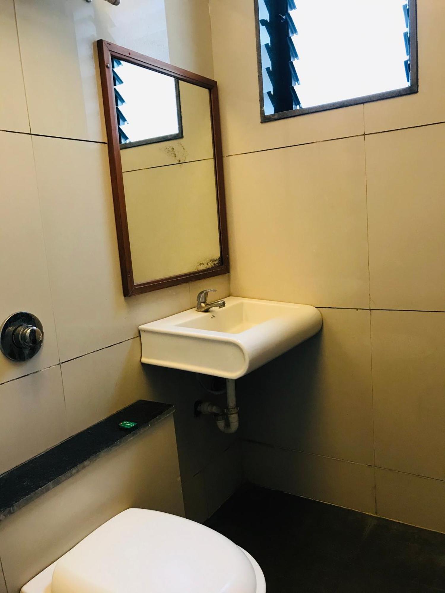 Liva Rooms Nášik Exteriér fotografie