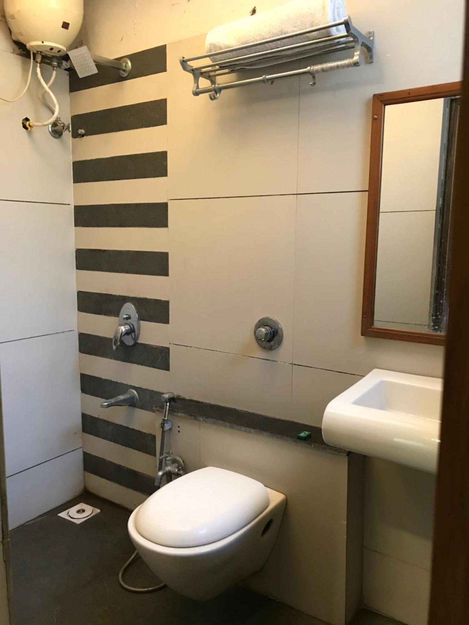 Liva Rooms Nášik Exteriér fotografie