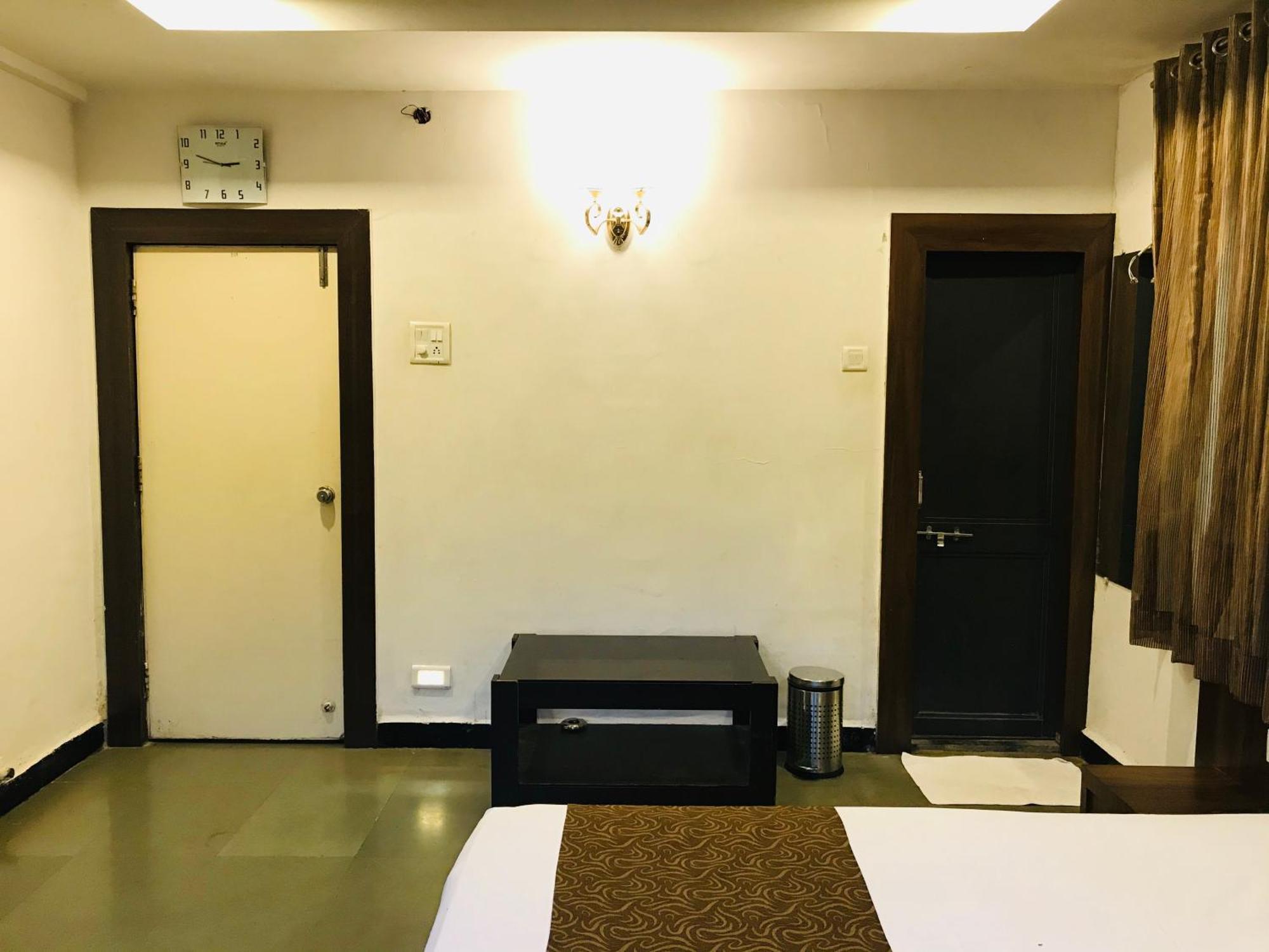 Liva Rooms Nášik Exteriér fotografie