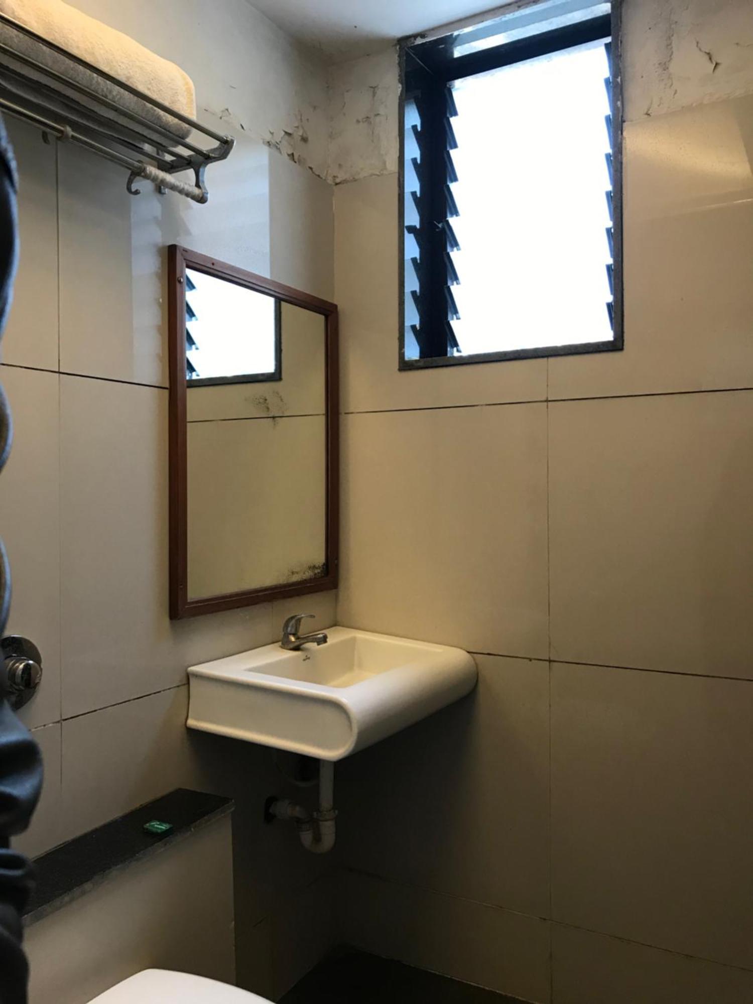 Liva Rooms Nášik Exteriér fotografie