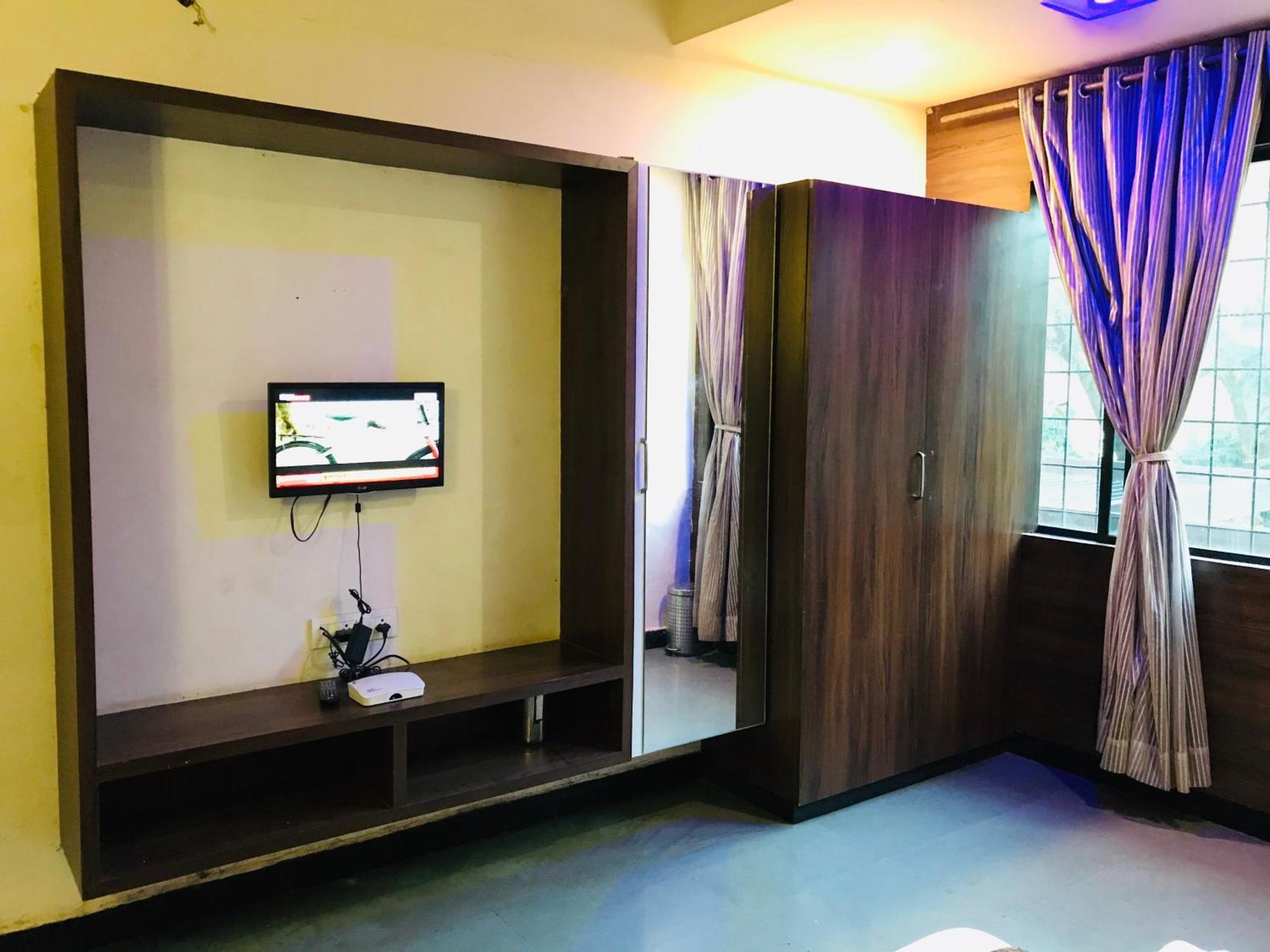 Liva Rooms Nášik Exteriér fotografie